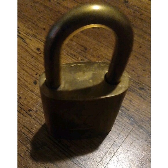 Authentic LOUIS VUITTON Lock & NO Key Padlock unpolished brass LV - Picture 5 of 6
